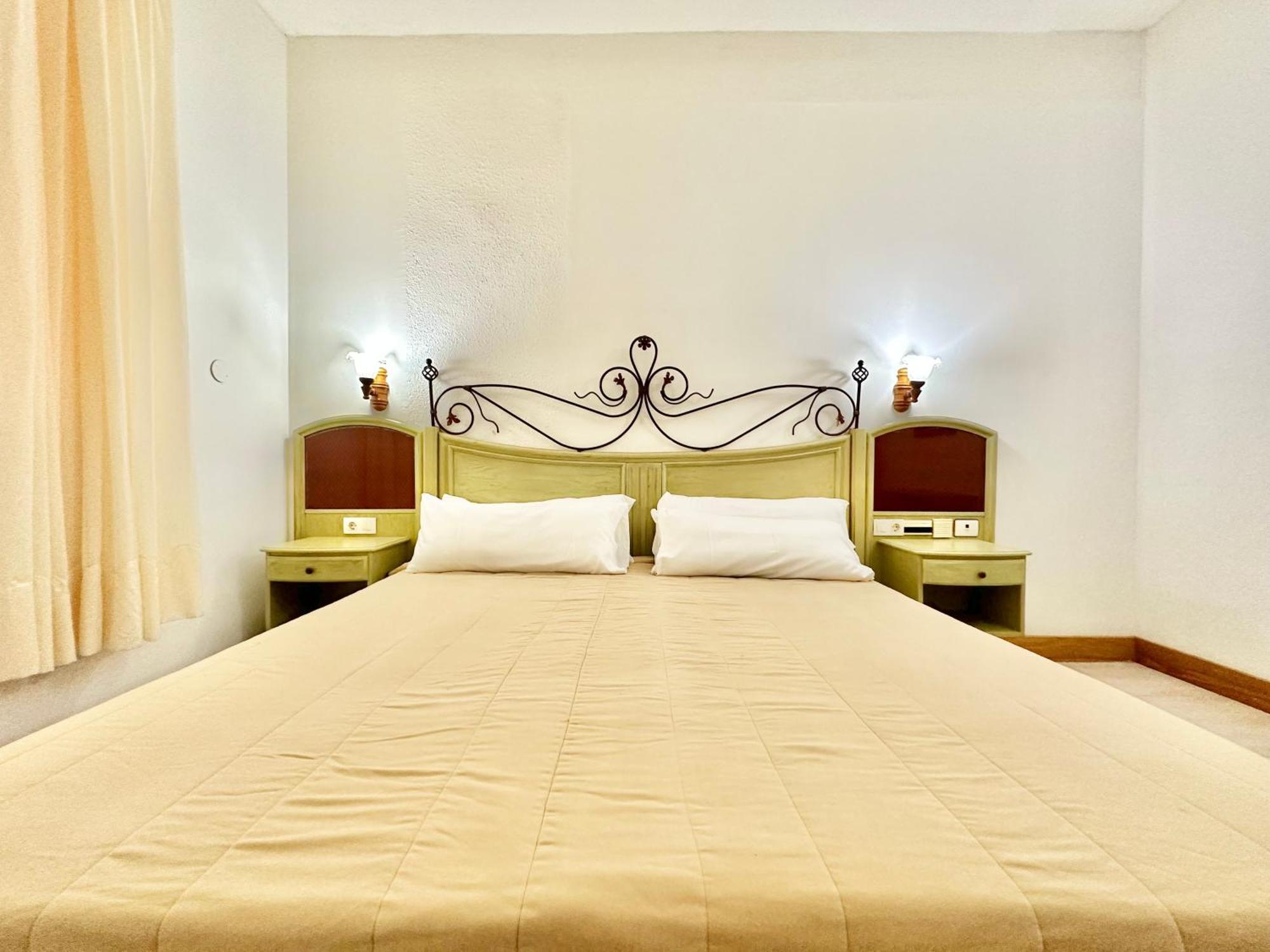 Alta Beachside Apartments Пуэрто-де-ла-Крус Экстерьер фото