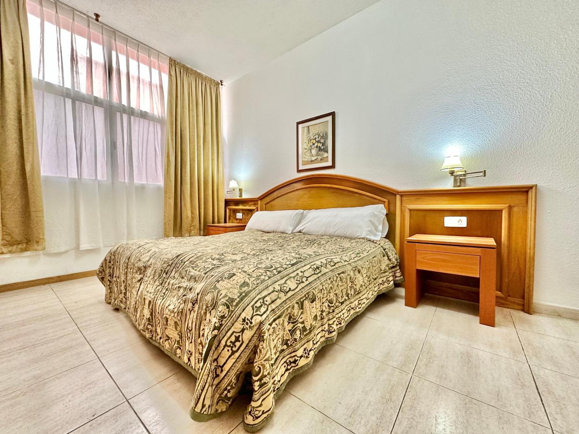 Alta Beachside Apartments Пуэрто-де-ла-Крус Экстерьер фото