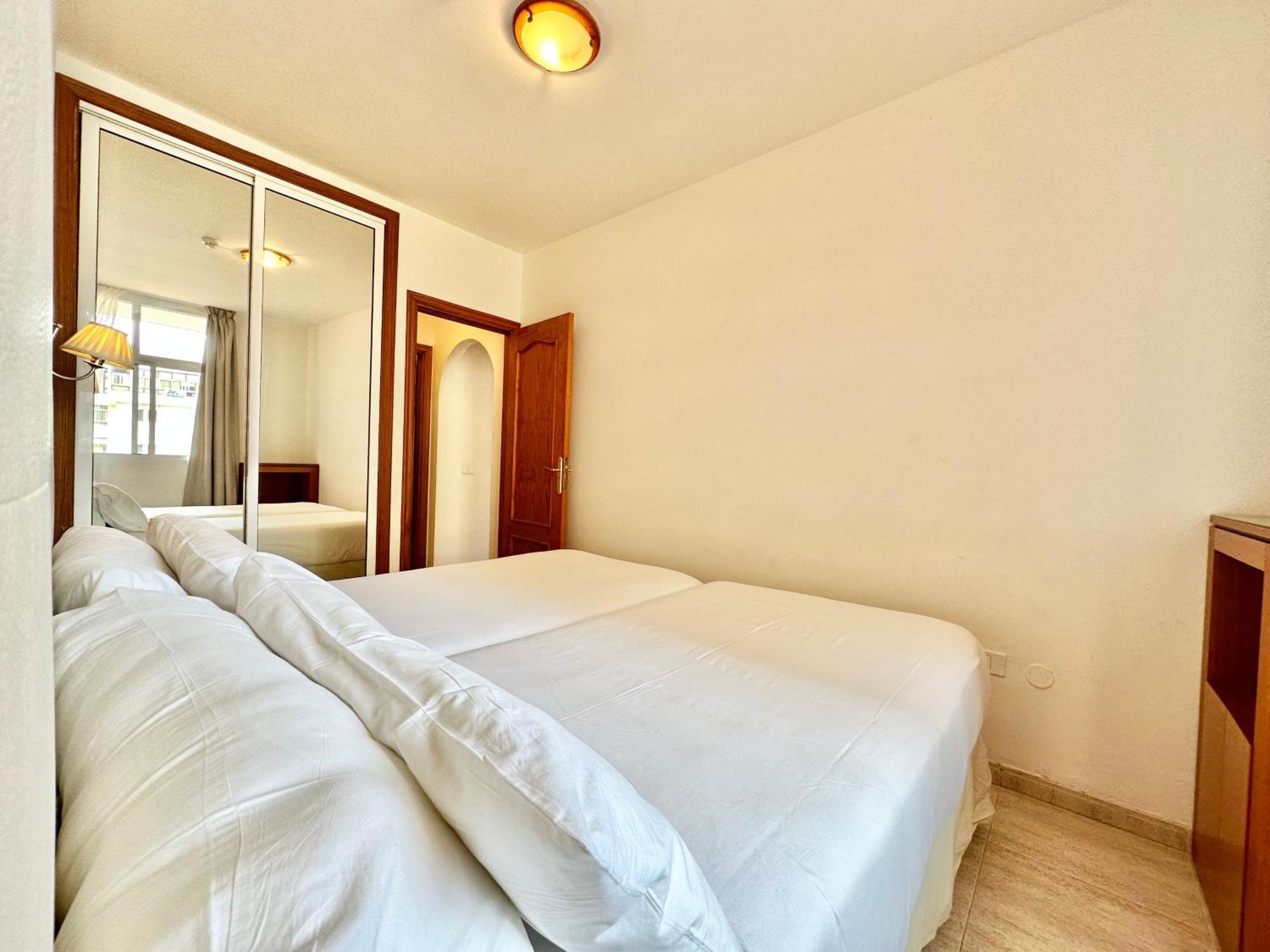 Alta Beachside Apartments Пуэрто-де-ла-Крус Экстерьер фото