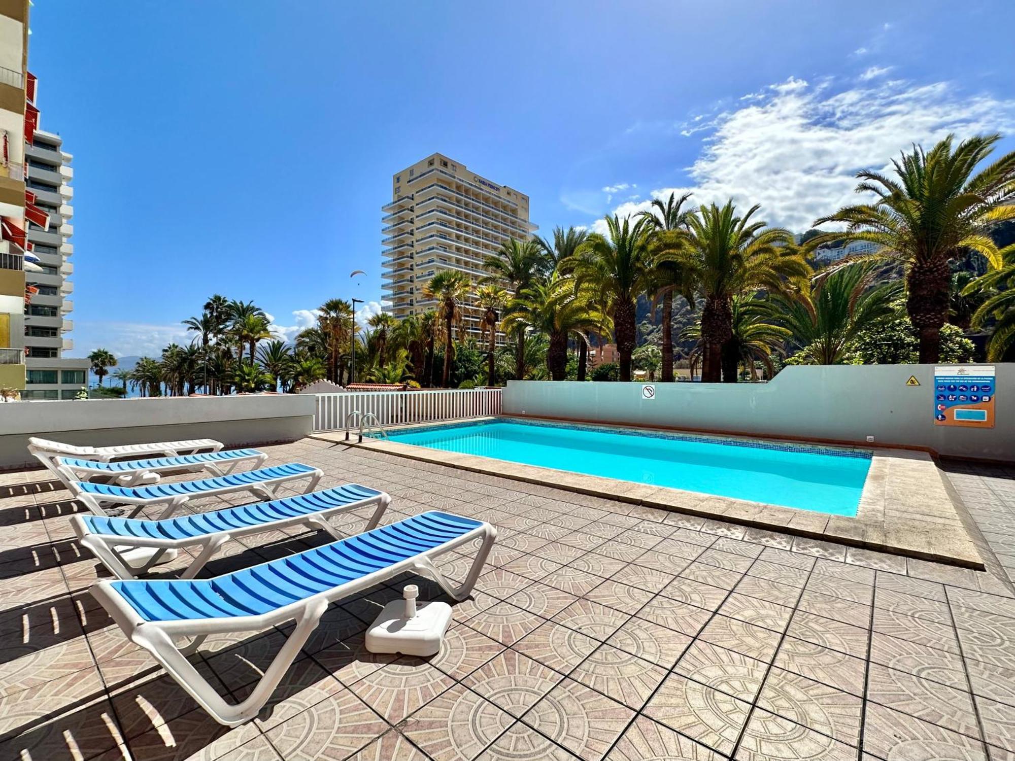 Alta Beachside Apartments Пуэрто-де-ла-Крус Экстерьер фото