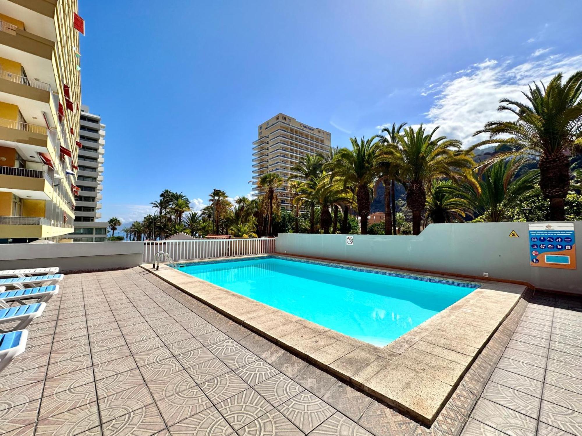 Alta Beachside Apartments Пуэрто-де-ла-Крус Экстерьер фото